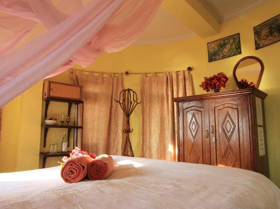 Castle Hotel Pokhara Zewnętrze zdjęcie